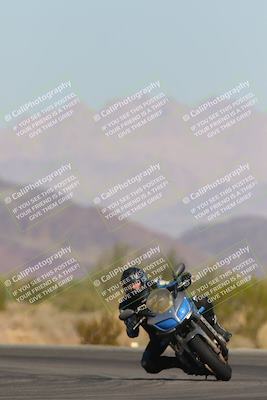 media/Nov-06-2023-Moto Forza (Mon) [[ce023d0744]]/3-Intermediate Group/Session 3 (Turn 5)/